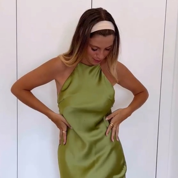 𝗡𝗪𝗧 𝗭𝗮𝗿𝗮 • Satin Strappy Dress - Picture 6 of 11